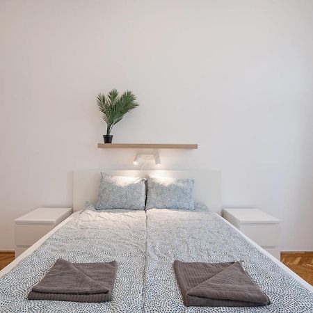בודפשט Luxurious Downtown Family Suite מראה חיצוני תמונה